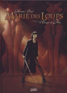 Couverture de MARIE DES LOUPS #2 - Le cirque de Pétra